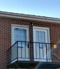 Building Photo - 737 1/2 Winchester Ave