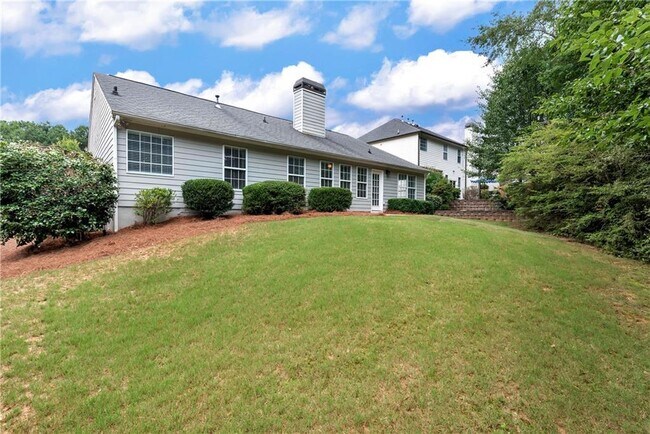 Building Photo - 1480 Ridgemill Terrace NE