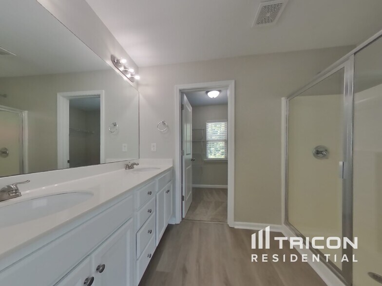 Building Photo - 2377 Proctor Creek Enclave