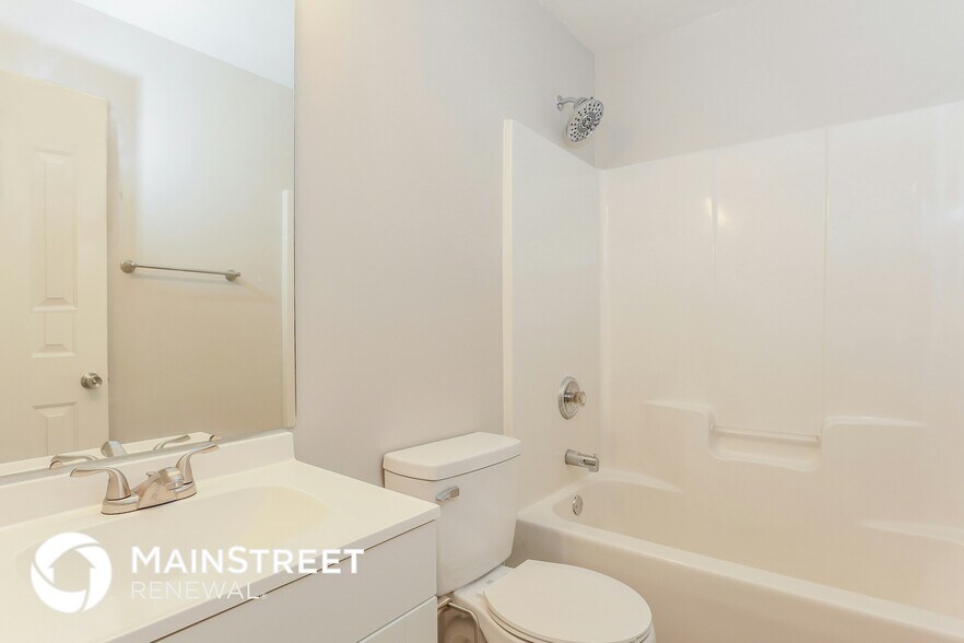 Building Photo - 2608 Wind Song Ct