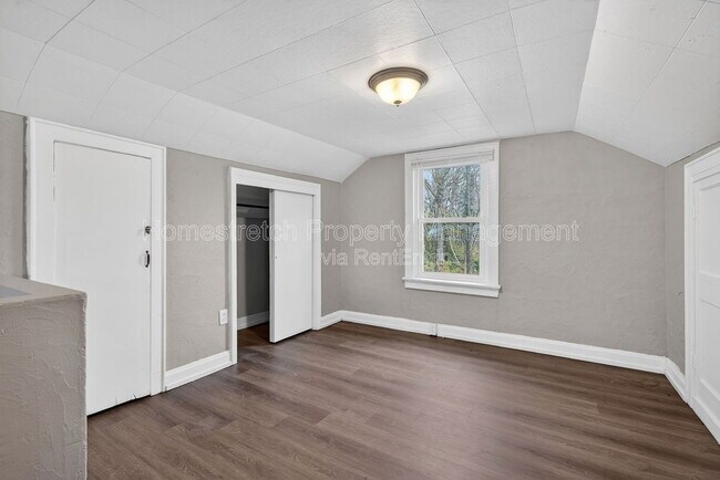 Building Photo - 5430 Hodiamont Ave