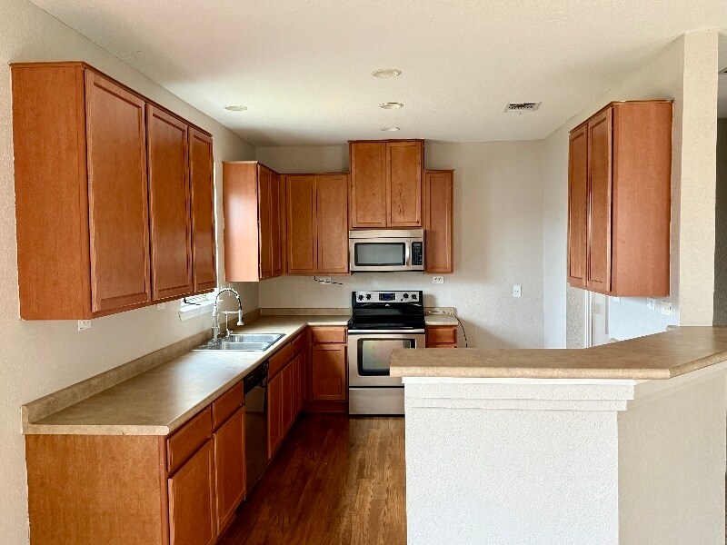 Building Photo - 6623 San Miguel Way
