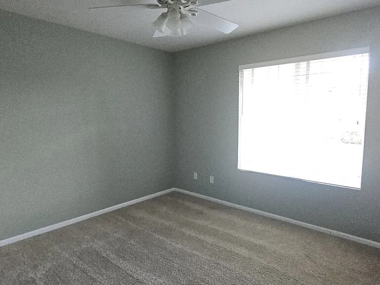 Building Photo - 3004 Fox Hill Dr