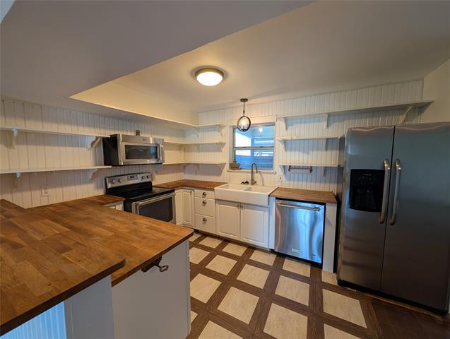 Building Photo - 4715 Skillman St