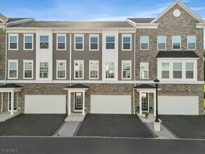 Building Photo - 6 Coogan Ct