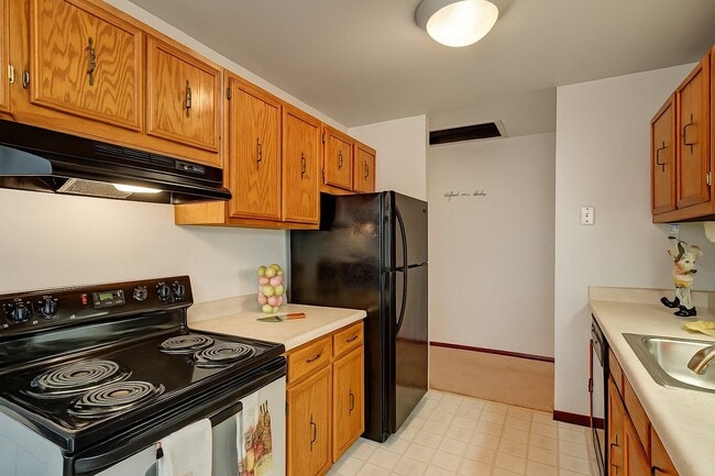 Interior Photo - Sunset Ridge