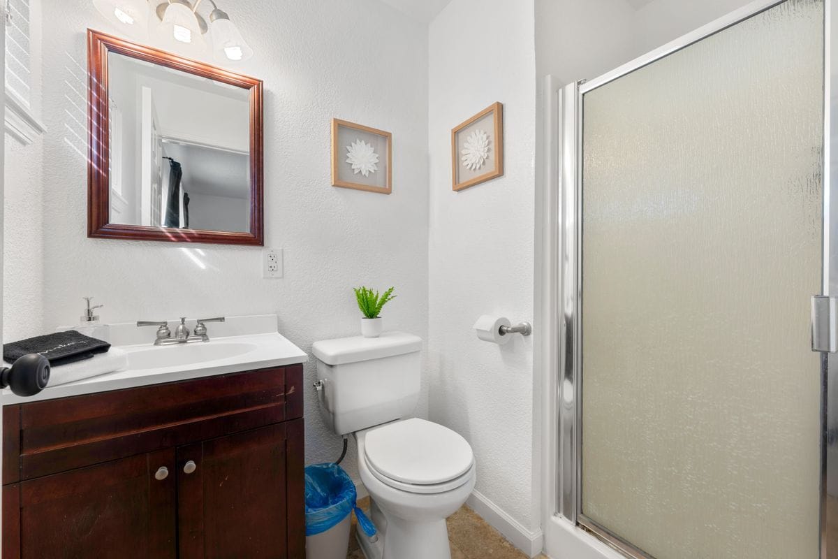 Building Photo - 10609 Olson Dr