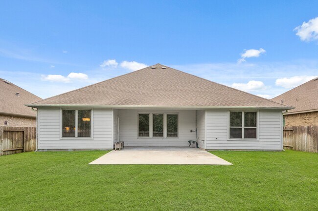 Building Photo - 18206 Bayonne Channel Ct