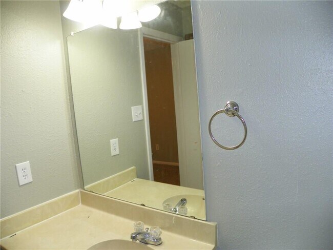 Building Photo - 8800 Schick Rd