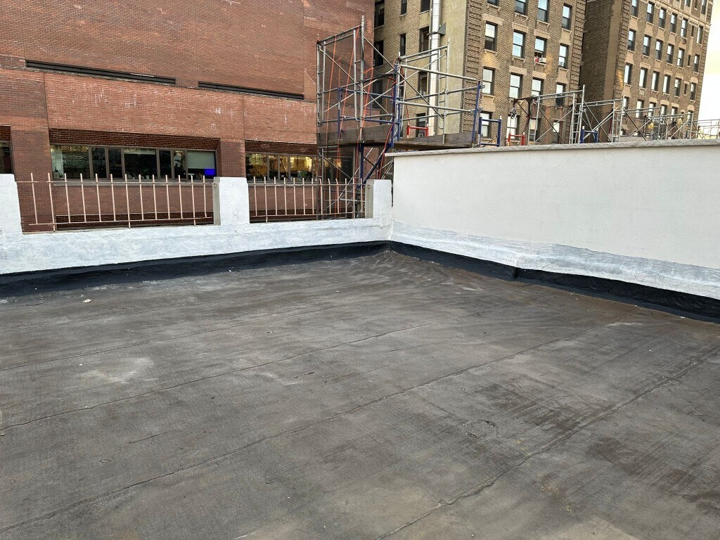 Building Photo - 605 W 112th St
