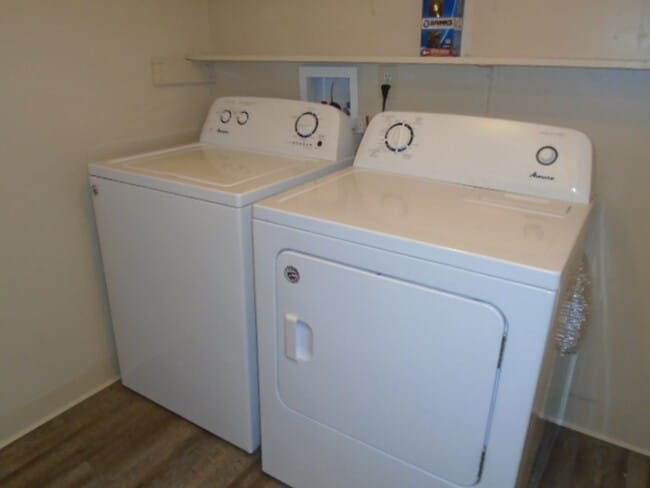 Building Photo - 1810 Leavenworth St