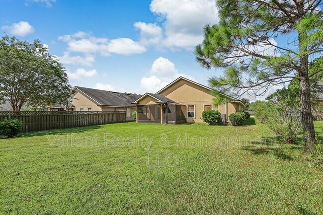 Building Photo - 608 Birchbark Trail