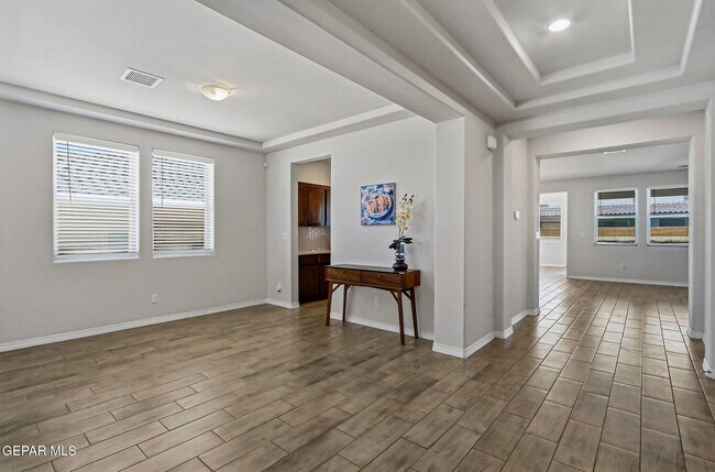 Building Photo - 7509 Enchanted Pk Dr