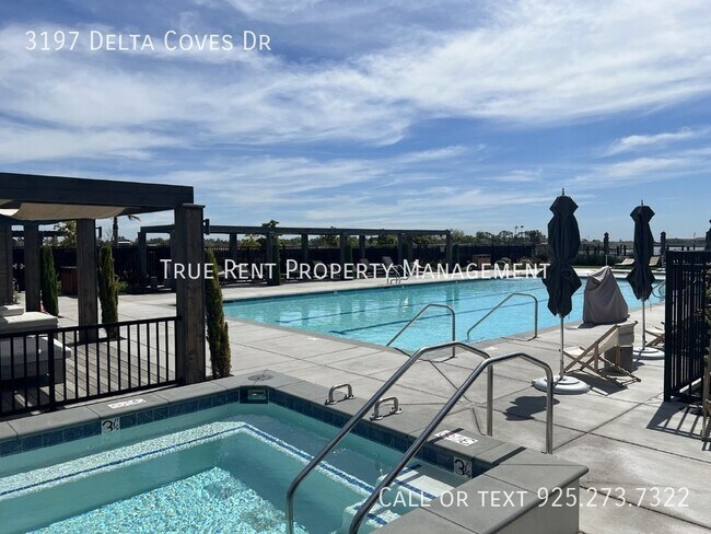 Building Photo - Gorgeous 5 Bed, 3 Bath in Highly Desirable...