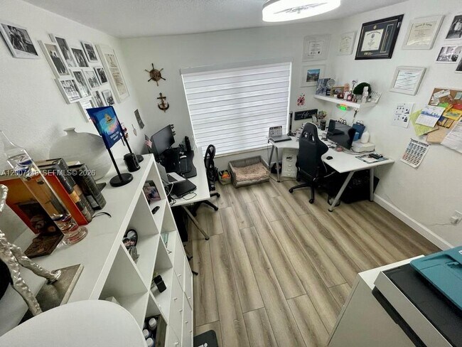 Building Photo - 1149 NW 126th Pl