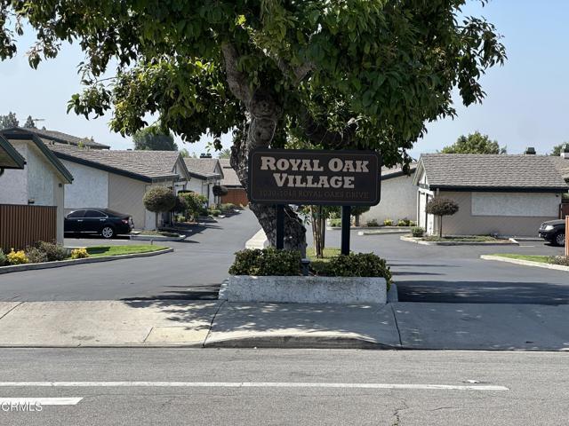 Building Photo - 1032 Royal Oaks Dr