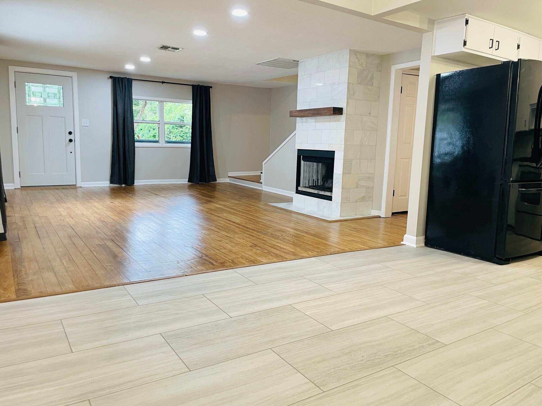 Building Photo - 939 E Bella Vista St