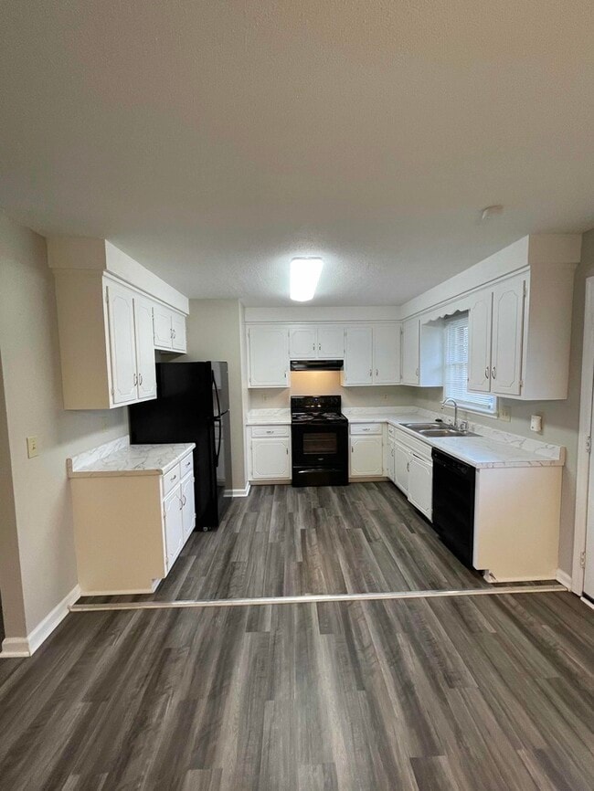 Building Photo - 1005 Peachers Mill Rd