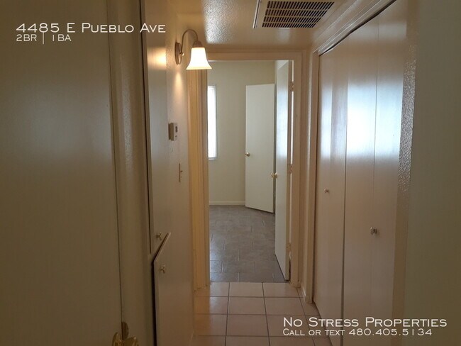 Building Photo - 2 Bed Condo off 44th St and Broadway!