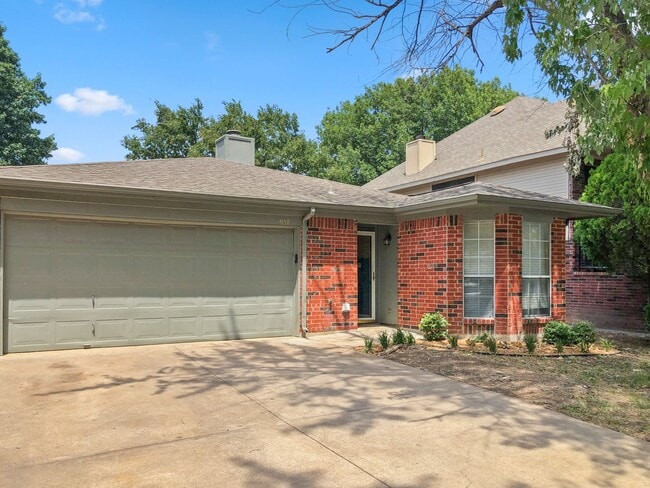 Building Photo - 3 Bed 2 Bath Home in Arlington TX