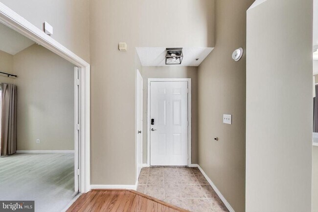 Building Photo - 918 Westhaven Dr