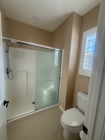 Building Photo - 21725 Bene Dr
