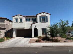 Building Photo - 4 Bed, 4 Bath 2 Story Home Located in Arca...