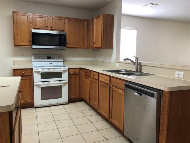 Building Photo - 2627 Mountain View Dr