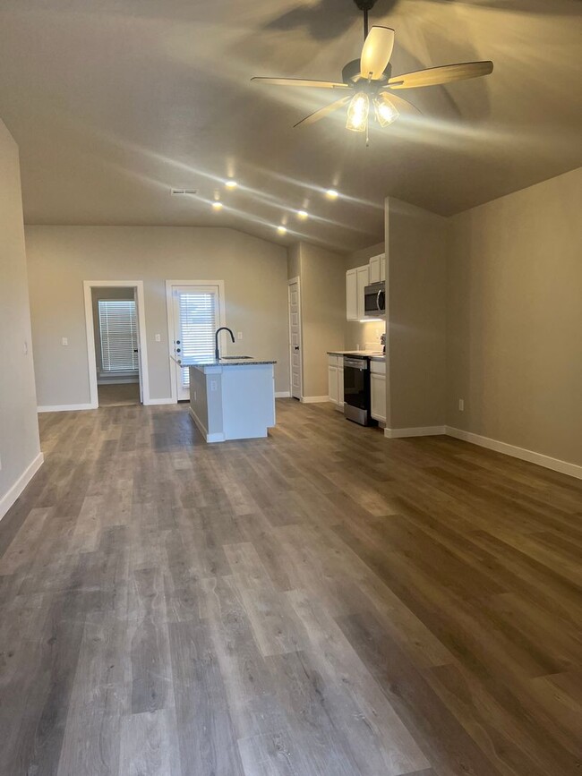 Building Photo - Newly-Built Home - Cooper ISD