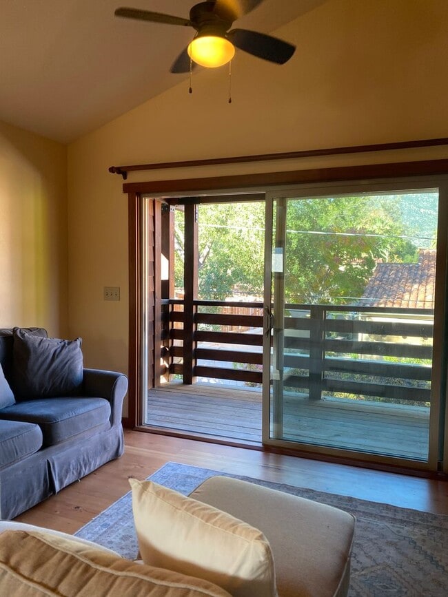 Building Photo - Heart of Downtown Ojai