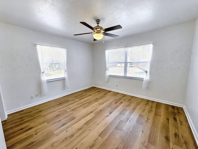 Building Photo - 3-Bedroom Home in a Convenient Location / ...