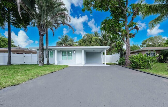 Building Photo - 1405 NW 7th Terrace