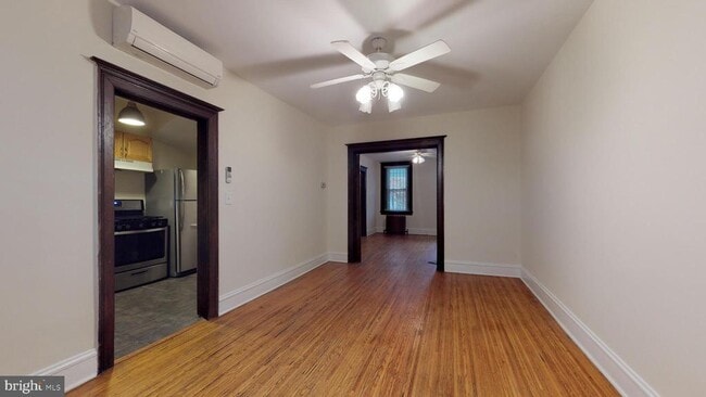 Building Photo - 728 Rock Creek Church Rd NW