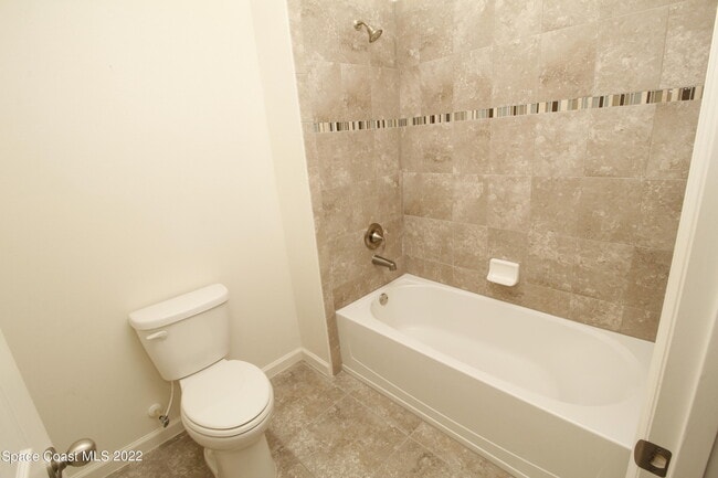 Building Photo - 884 Musgrass Cir