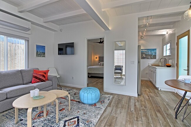 Building Photo - 1076S - Seaward Beach Modern Bungalows