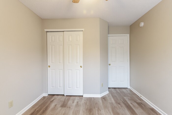 Building Photo - 2349 Collins Way