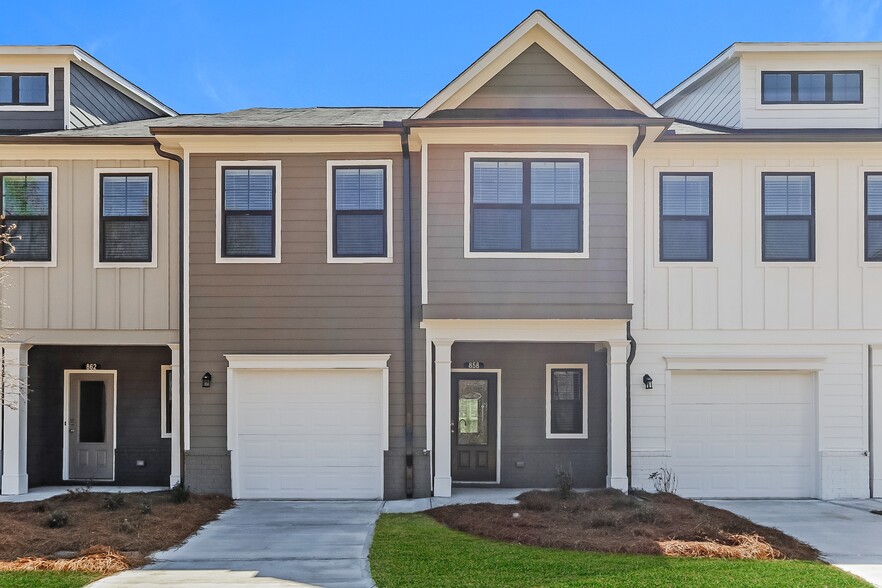 Building Photo - 858 Calvin Pk Dr