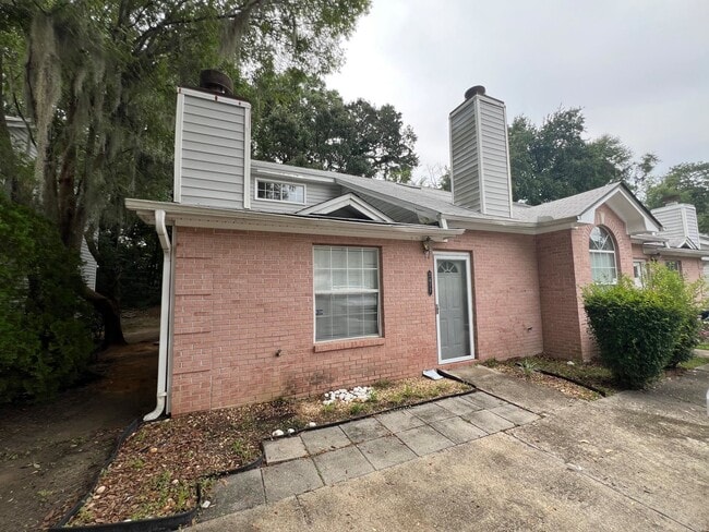 Primary Photo - 2477 Nugget Ln
