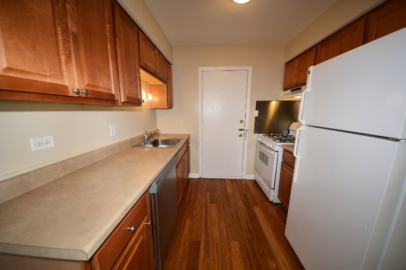 Building Photo - 7335 Tiffany Dr