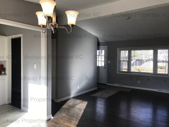 Building Photo - 13801 W 93rd St