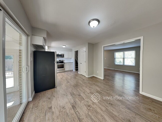 Building Photo - 3345 E 128th Pl