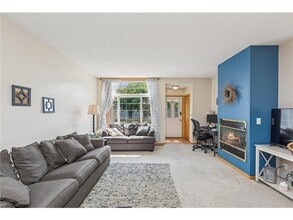 Building Photo - 8829 Branson Dr