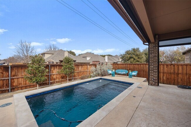 Building Photo - 864 Gaited Trail