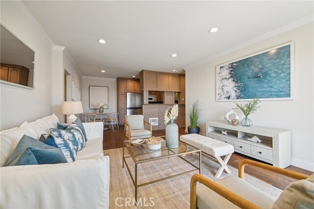 Building Photo - 1707 Pacific Coast Hwy