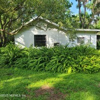 Building Photo - 1420 Lake Disston Dr