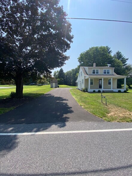 Primary Photo - 5405 White Church Rd