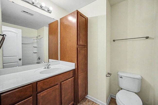 Building Photo - 10405 Bunclody Dr