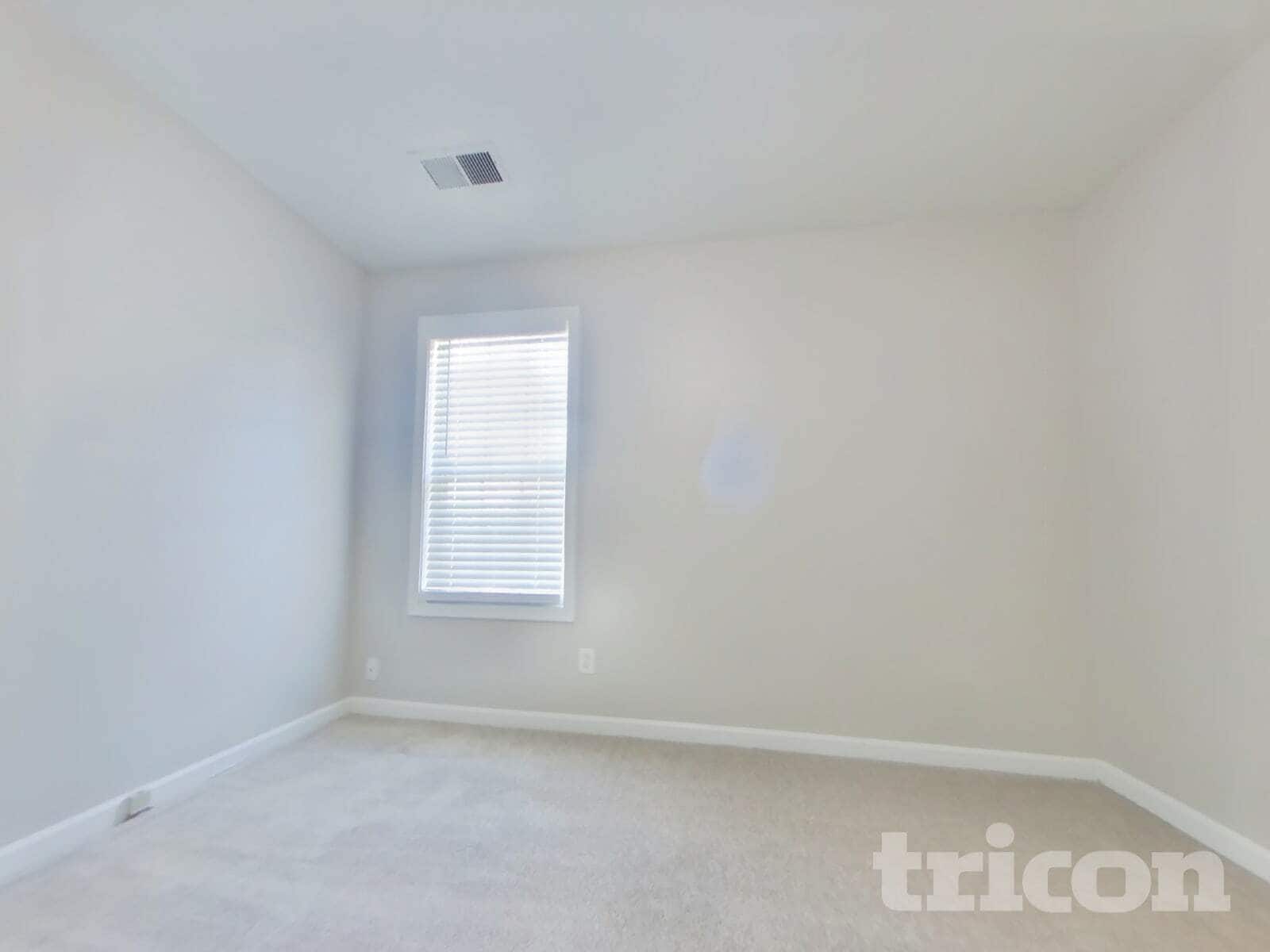 Building Photo - 504 Hillcrest Cross Rd