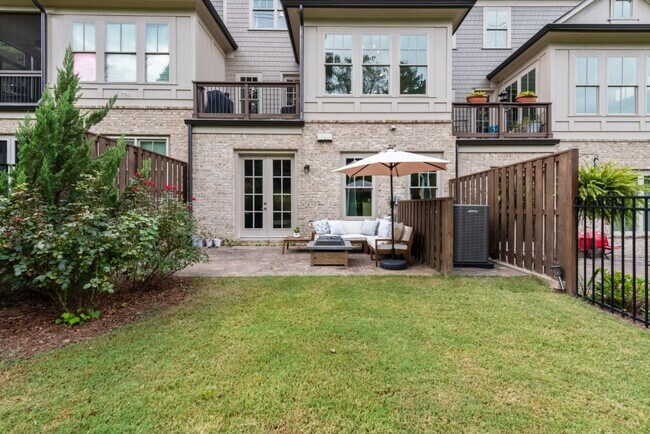 Building Photo - 2045 Bellrick Rd NW