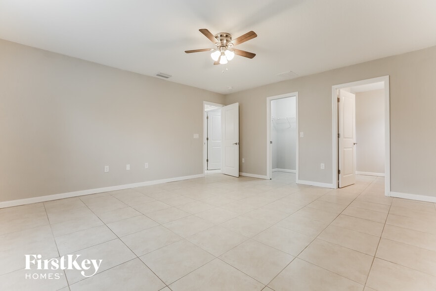 Building Photo - 3809 Everglades Terrace